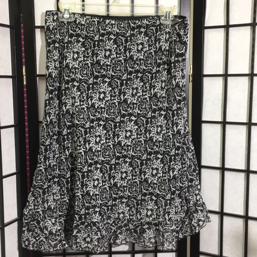 Script Skirt Size M - Picture 4 of 5